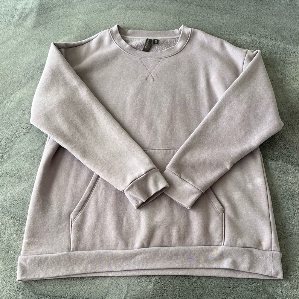 Light purple fleece pullover sweatshirt, simple design, front pocket